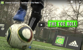 Coerver voetbaloefening 1 - met de teen rollen